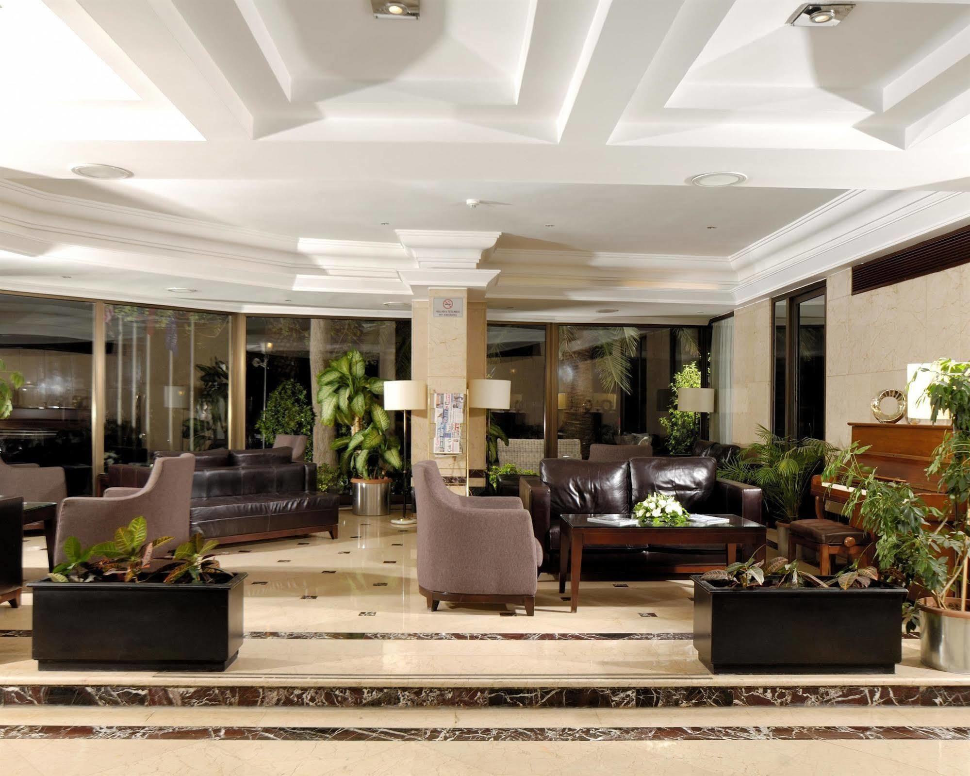 Hotel Western